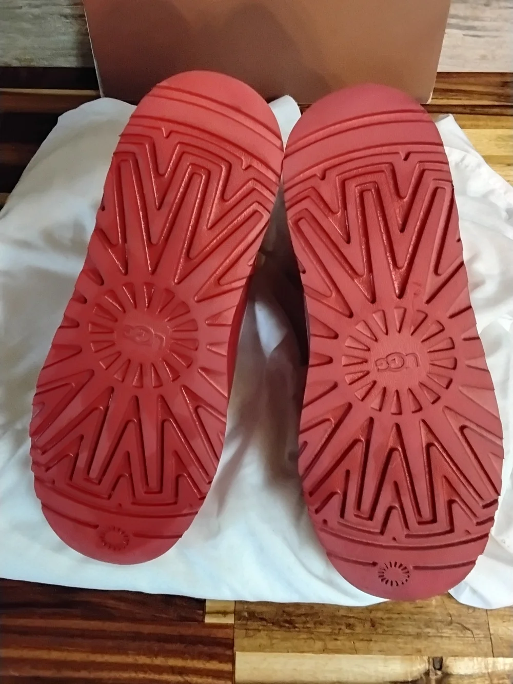 UGG Red Gloss Waterproof Short Rain & Snow Boots